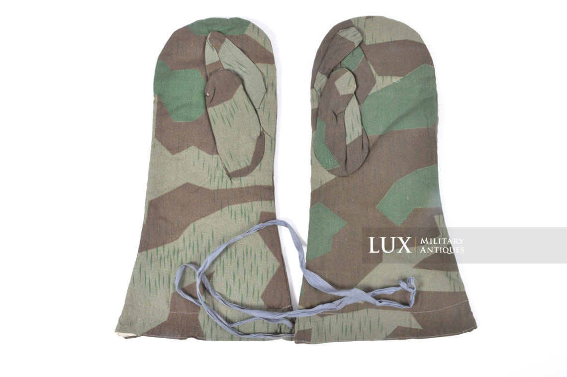 Unissued German Heer / Luftwaffe splinter pattern reversible to white winter camouflage gloves, « RBNr  » - photo 8