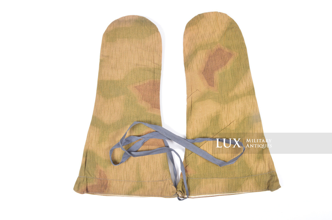 Unissued German Heer / Luftwaffe tan / water pattern reversible to white winter camouflage gloves, « RBNr  » - photo 4