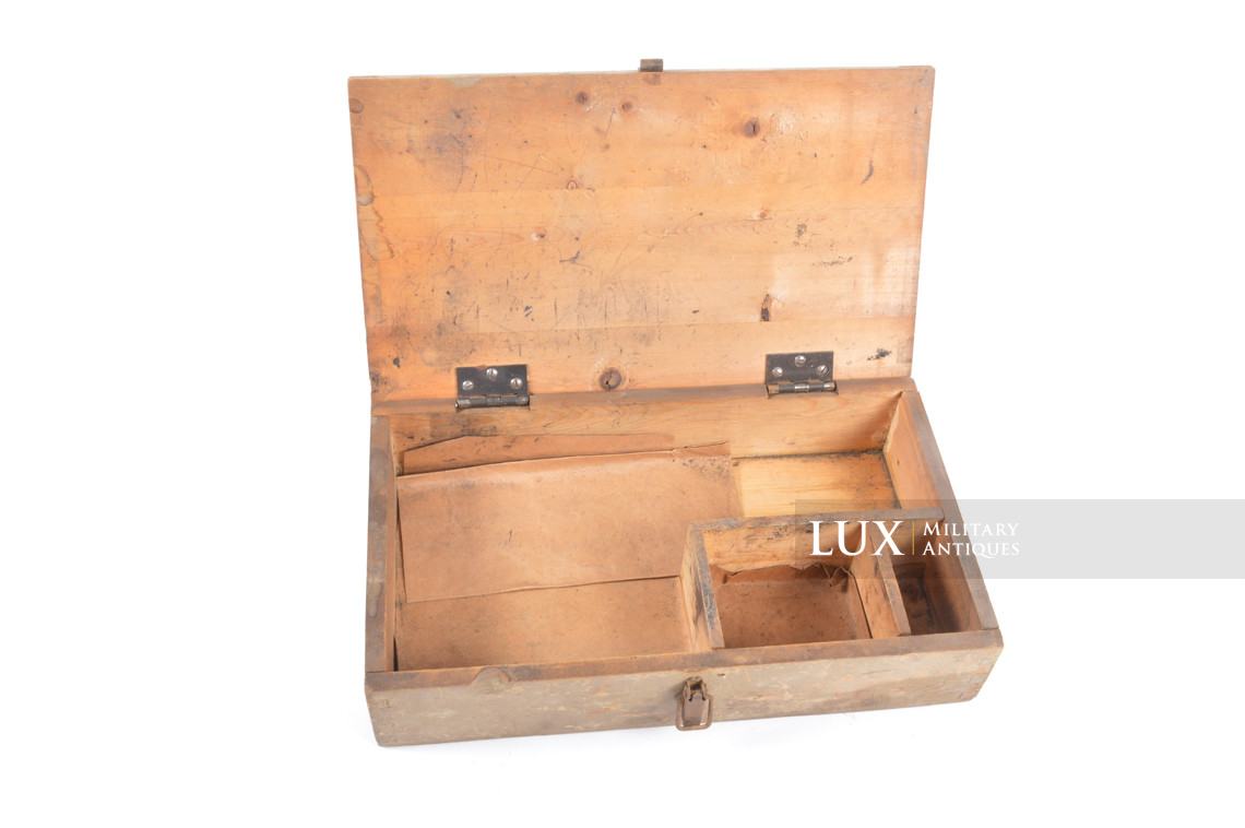 German armored vehicles tool box - photo 15