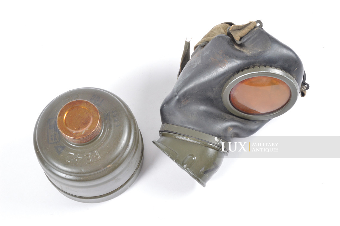 German Normandy camouflage gas mask canister set, « untouched / as-found » - photo 57