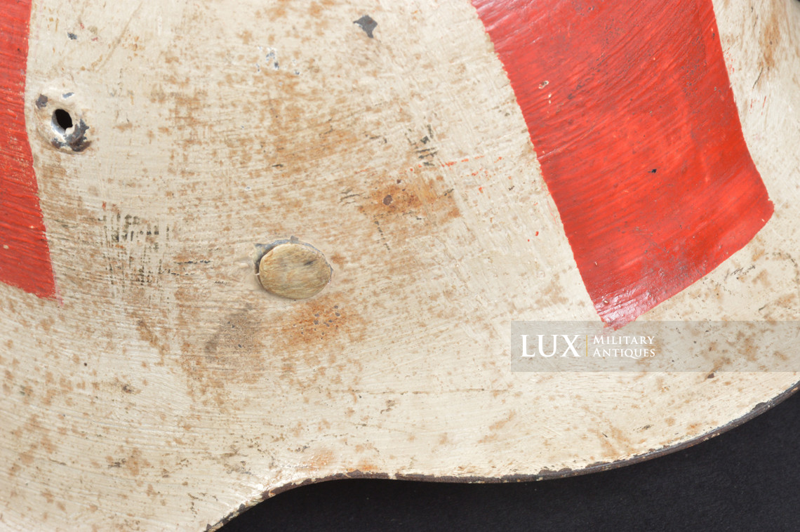Rare M42 Heer combat medics helmet, « NS62 » - photo 19