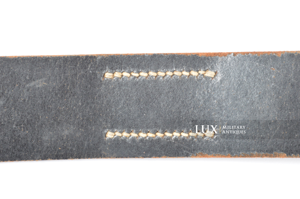 Late-war Heer / Waffen-SS leather belt, « FRANZ BREHME 1943 » - photo 10