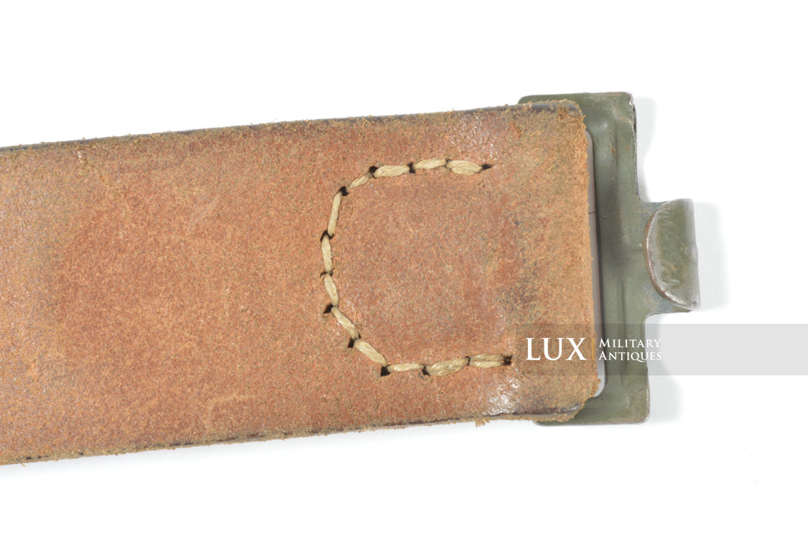Rare late war German leather belt in natural brown leather, « RBNr » - photo 7