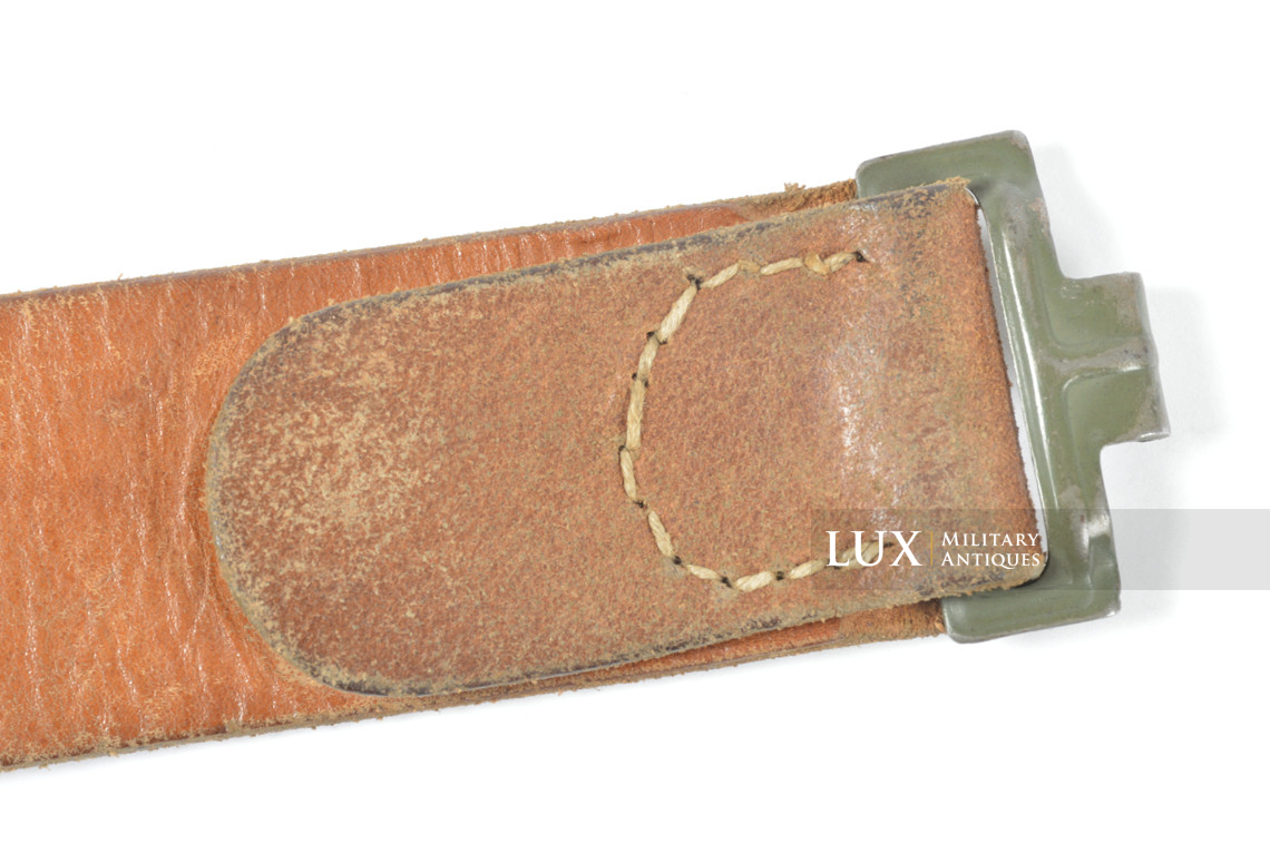 Rare late war German leather belt in natural brown leather, « RBNr » - photo 8