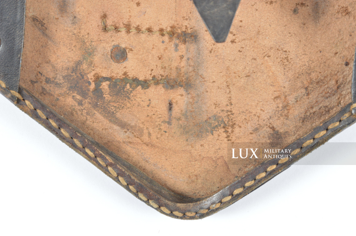 German folding shovel carrying case, first type, « 1940 » - photo 8