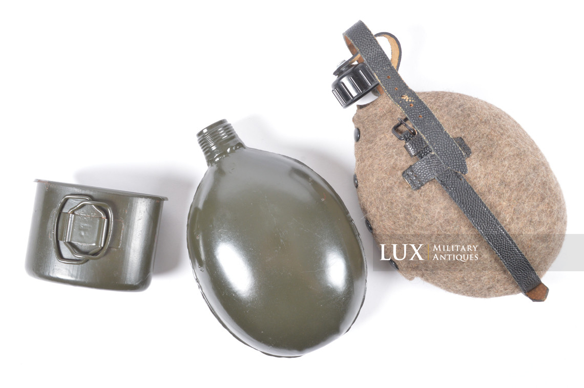 Unissued late-war German canteen, « SMM45 » - photo 11