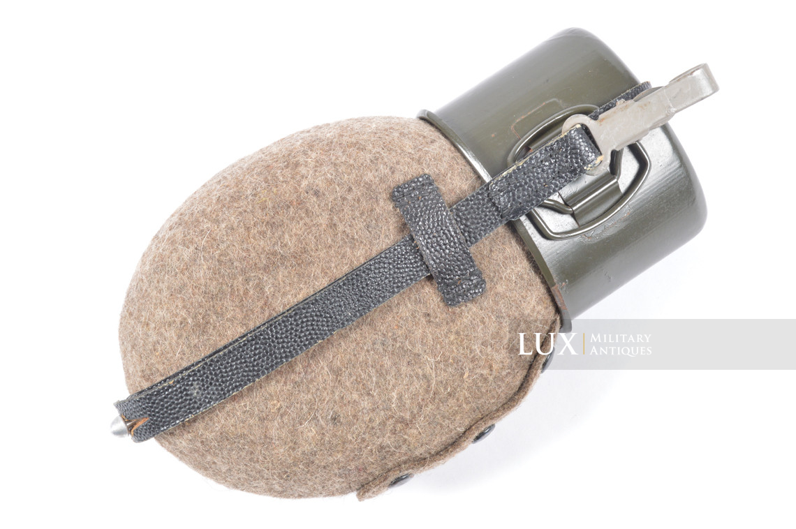 Unissued late-war German canteen, « SMM45 » - photo 7