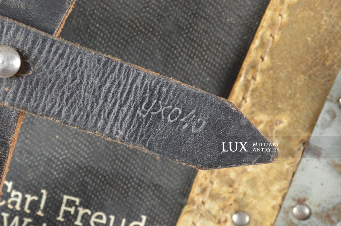 Unissued German folding shovel carrying case, « gxc43 » - photo 8