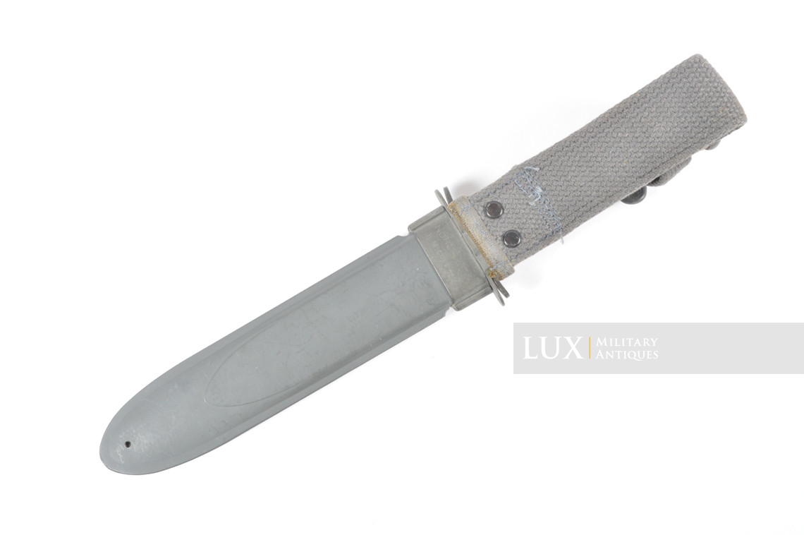 Unissued US Navy MK2 combat knife, « Camillus » - photo 8