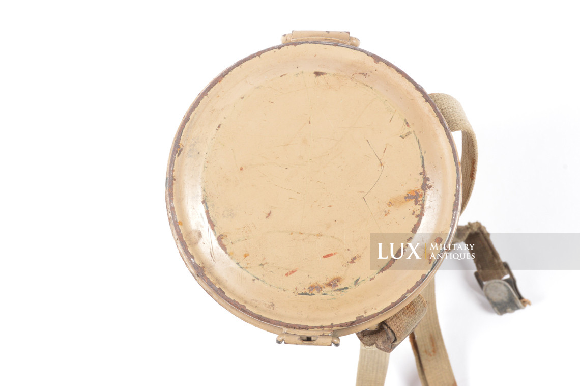 German tan camouflage gas mask canister set, named - photo 13