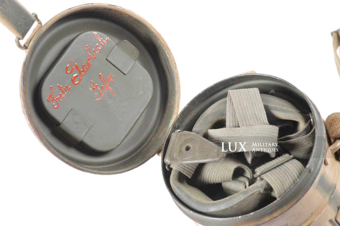 German tan camouflage gas mask canister set, named - photo 23