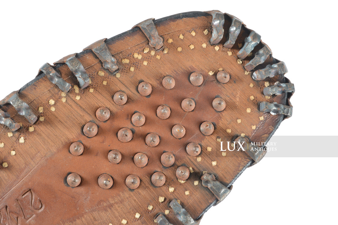 Unissued German mountain trooper's ankle boots, « Gebirgsjäger » - photo 15