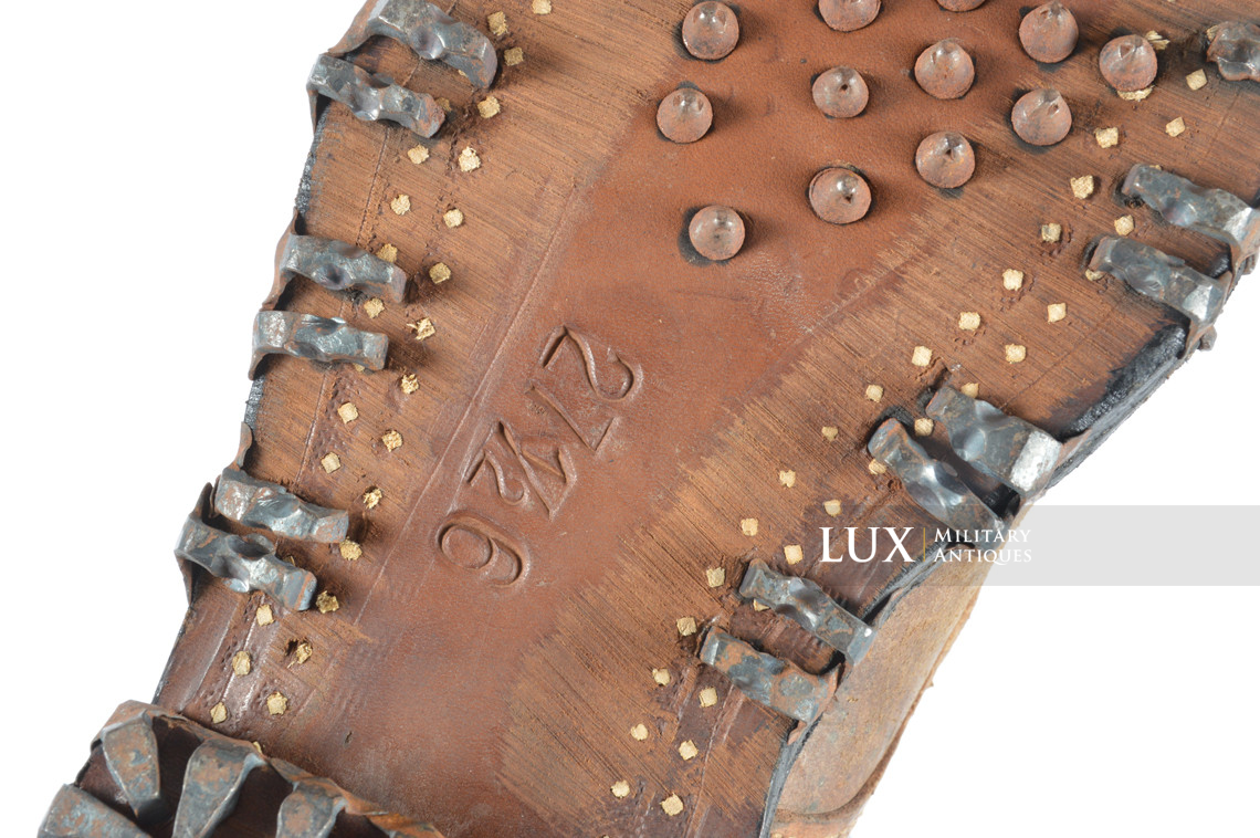 Unissued German mountain trooper's ankle boots, « Gebirgsjäger » - photo 16