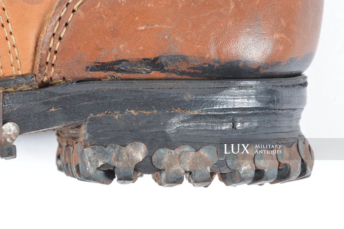 Unissued German mountain trooper's ankle boots, « Gebirgsjäger » - photo 22