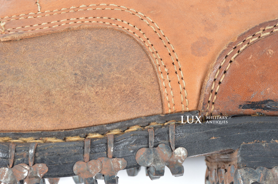 Unissued German mountain trooper's ankle boots, « Gebirgsjäger » - photo 23