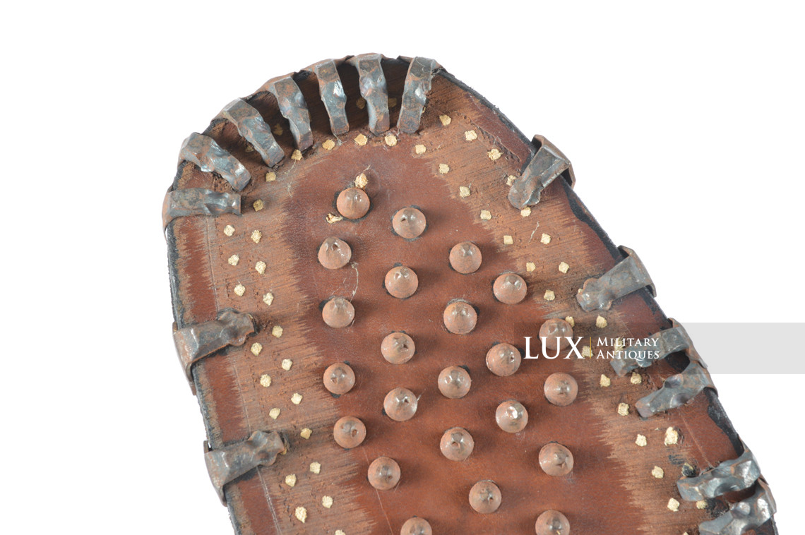 Unissued German mountain trooper's ankle boots, « Gebirgsjäger » - photo 29