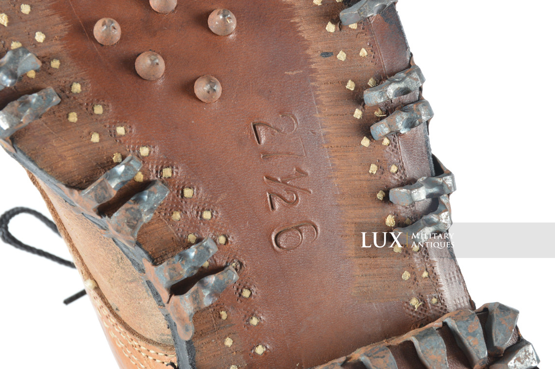 Unissued German mountain trooper's ankle boots, « Gebirgsjäger » - photo 30