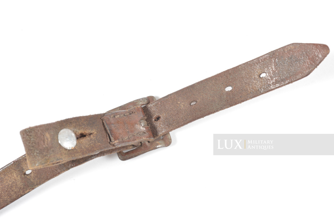 German helmet chinstrap, « Carl Tesch Berlin 1940 » - photo 11