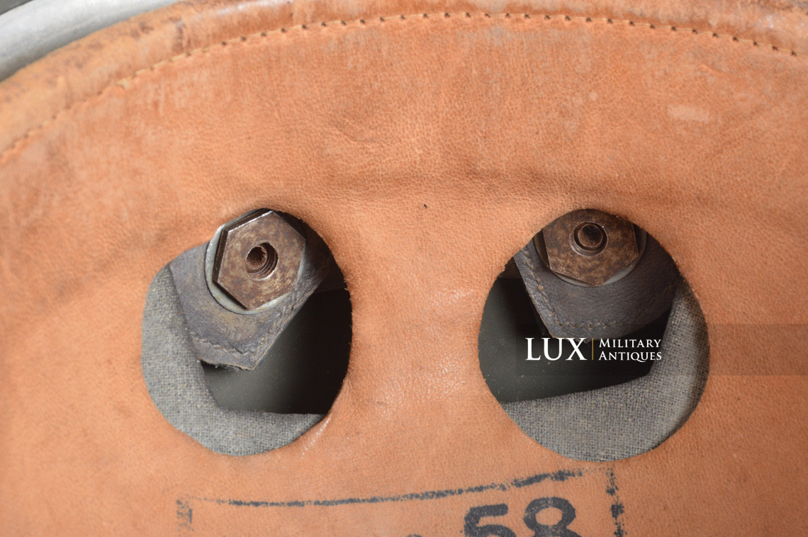 Late war M38 German Paratrooper combat helmet, « ckl68 » - photo 41