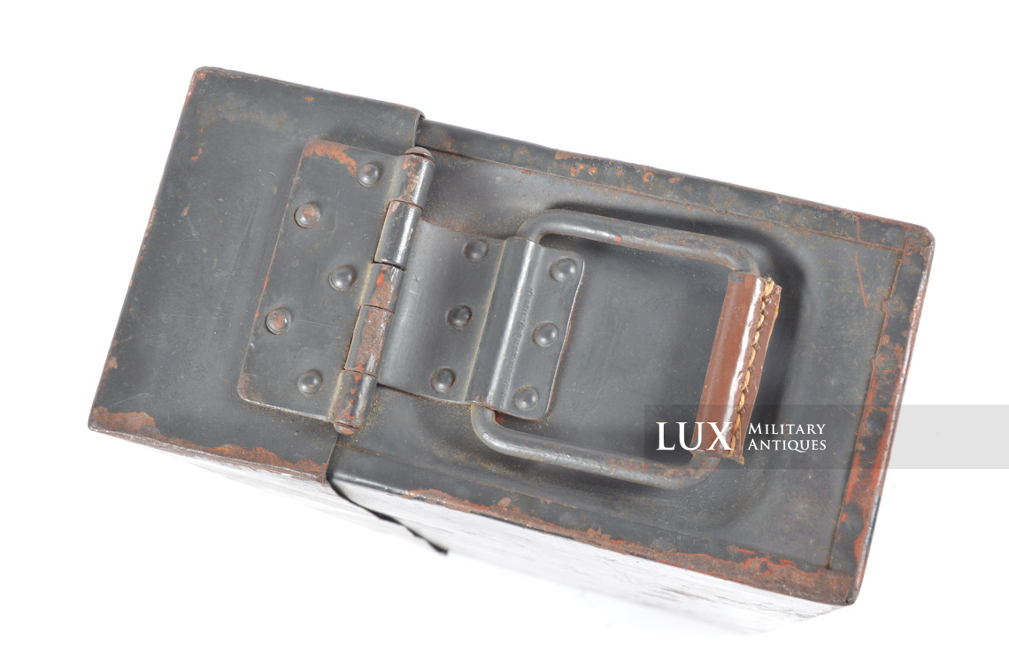 Early German MG34/42 ammunitions case - photo 13