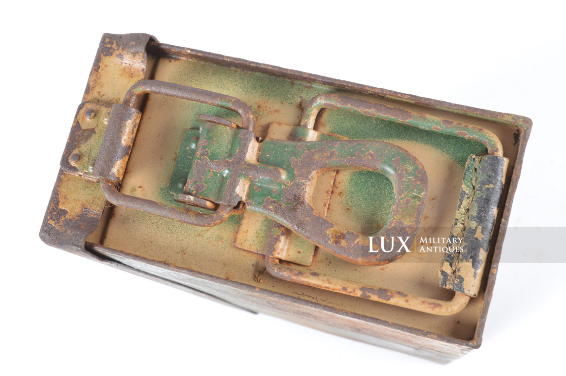 German late-war camouflage two-tone MG34/42 ammunitions case, « FJR6 » - photo 25