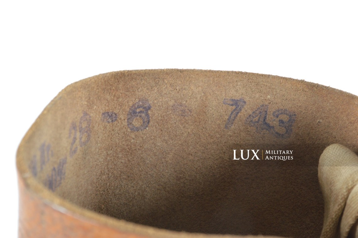 Rare late-war Waffen-SS issued combat brown jackboots, « SS - 1943 » - photo 44