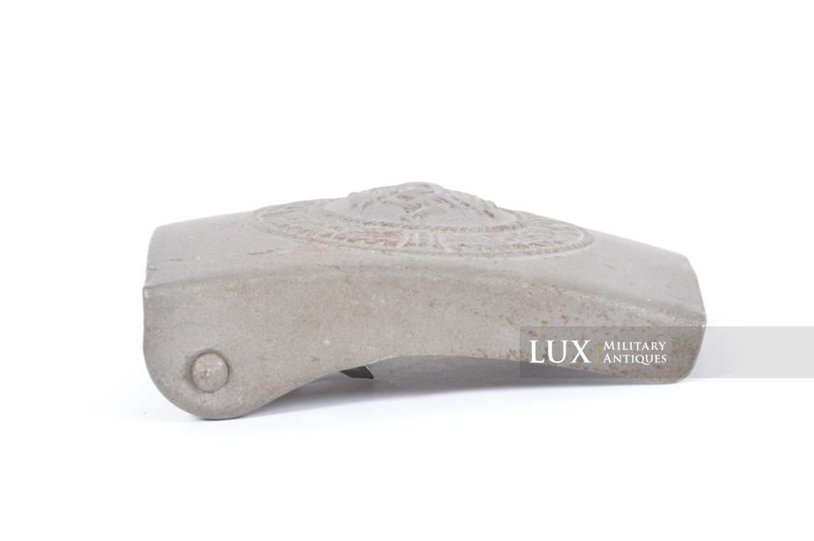 Unpainted late-war Heer belt buckle - photo 12