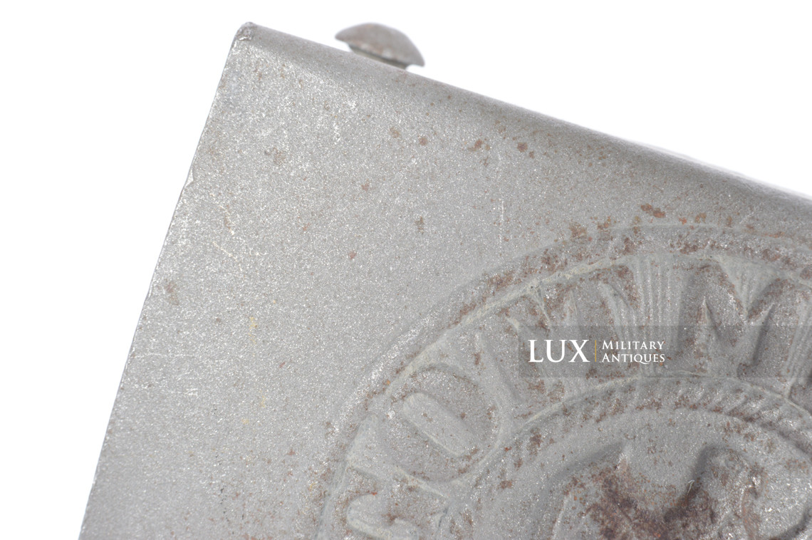Unpainted late-war Heer belt buckle - photo 7