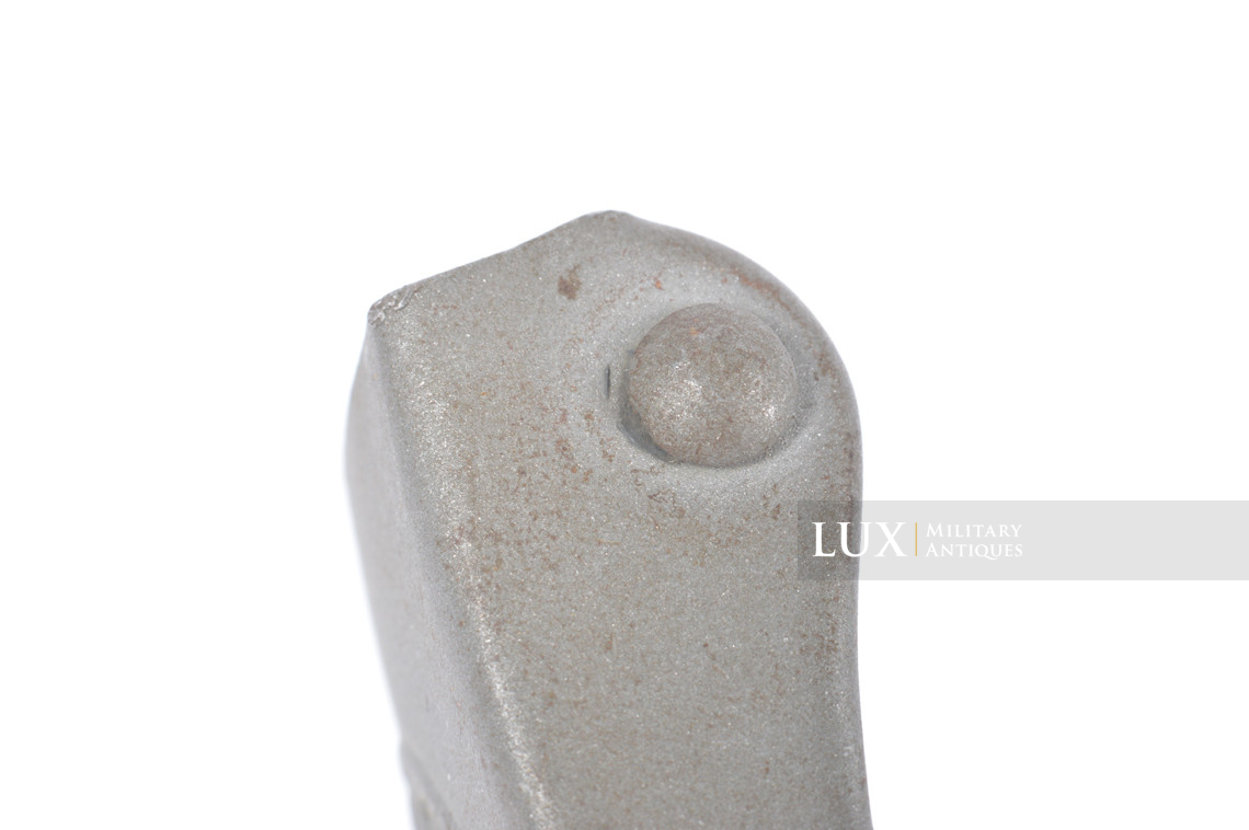 Unpainted late-war Heer belt buckle - photo 14