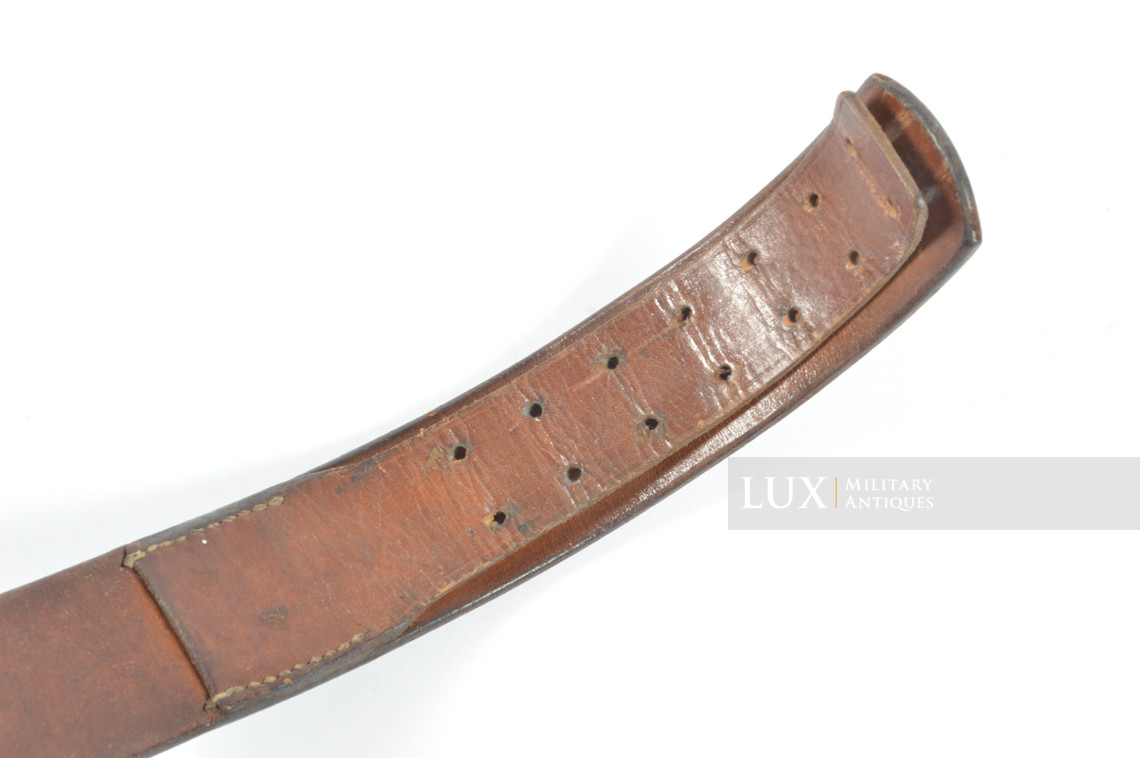Early Luftwaffe chocolate brown combat service belt, « unit marked / 1937 » - photo 13