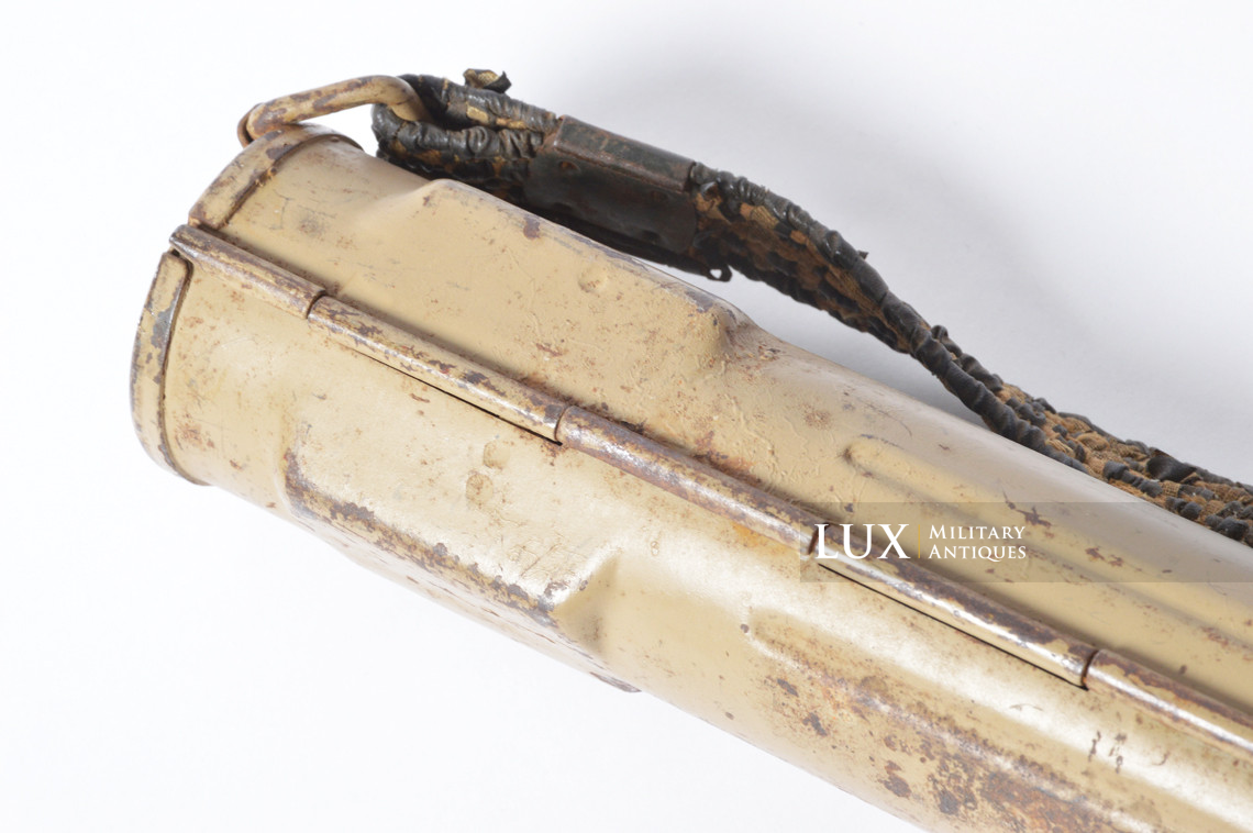 Rare German MG42 spare barrel carrier with carrying strap, « ersatz » - photo 11