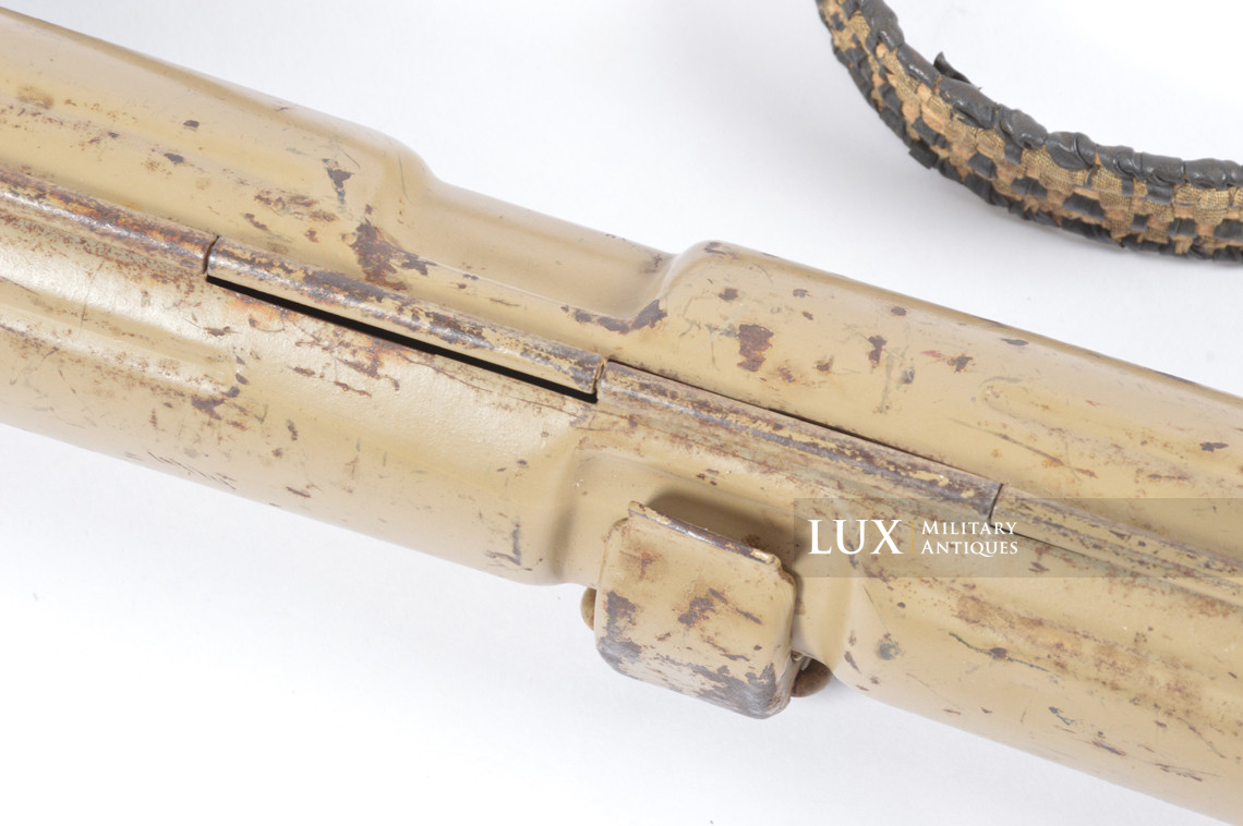 Rare German MG42 spare barrel carrier with carrying strap, « ersatz » - photo 12