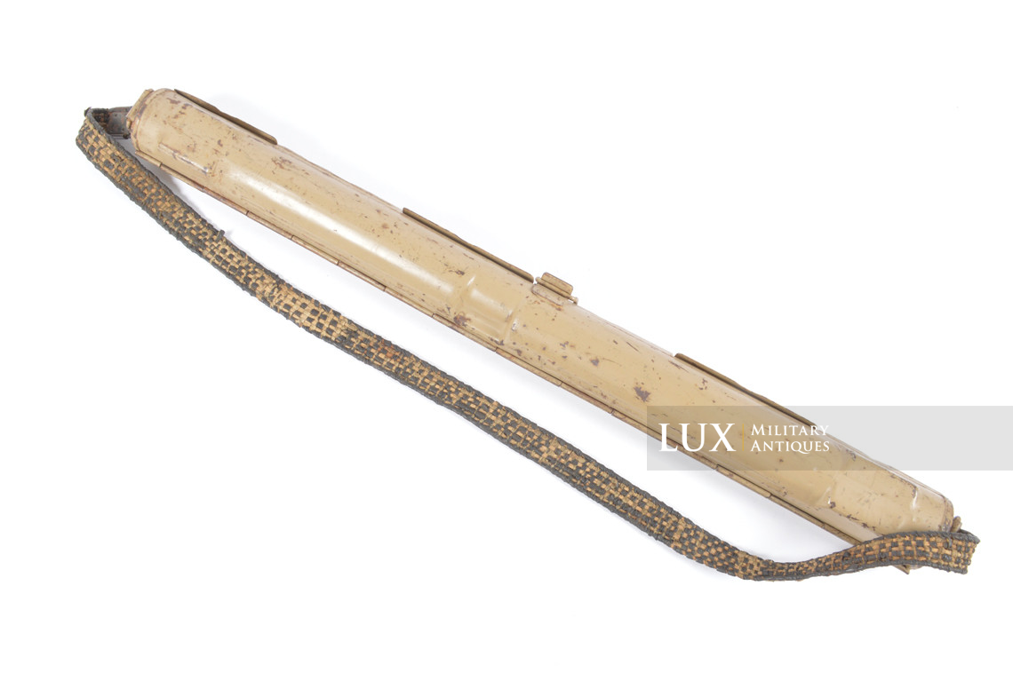 Rare German MG42 spare barrel carrier with carrying strap, « ersatz » - photo 14