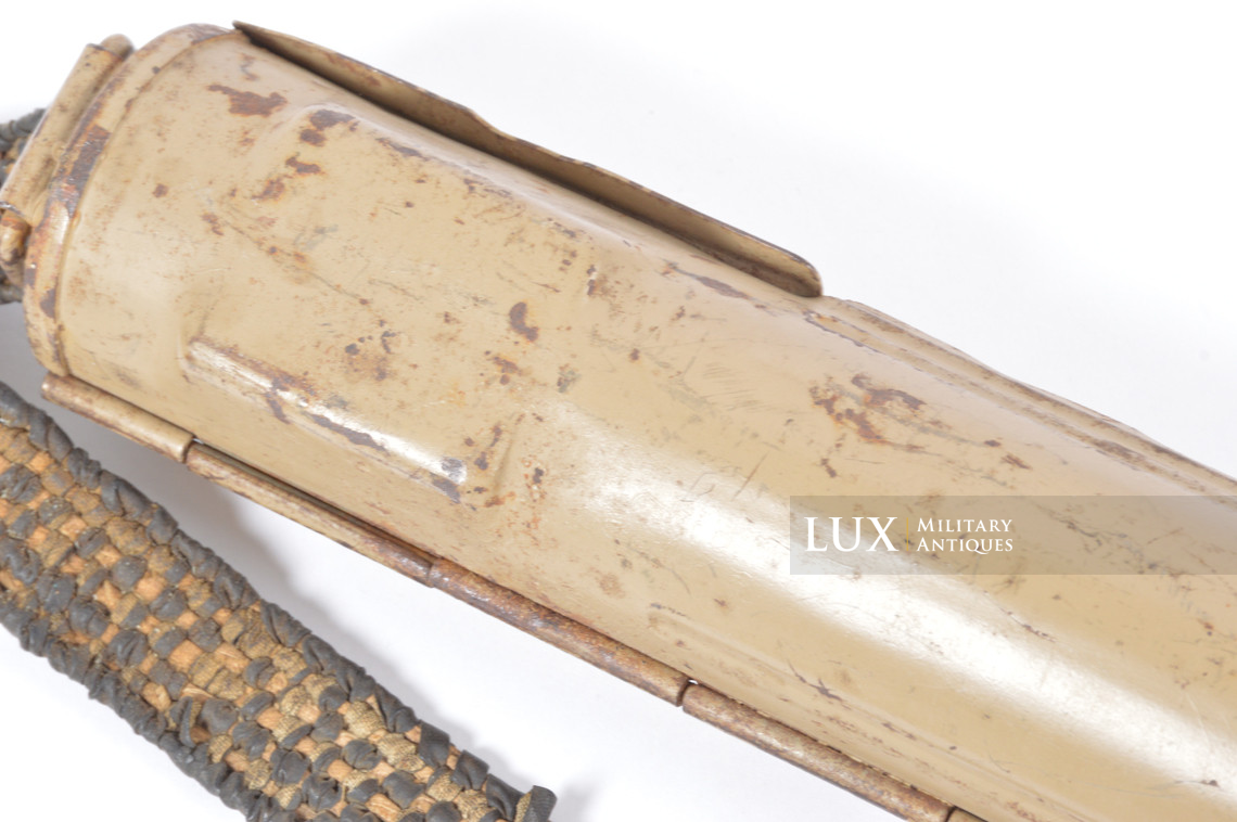 Rare German MG42 spare barrel carrier with carrying strap, « ersatz » - photo 15