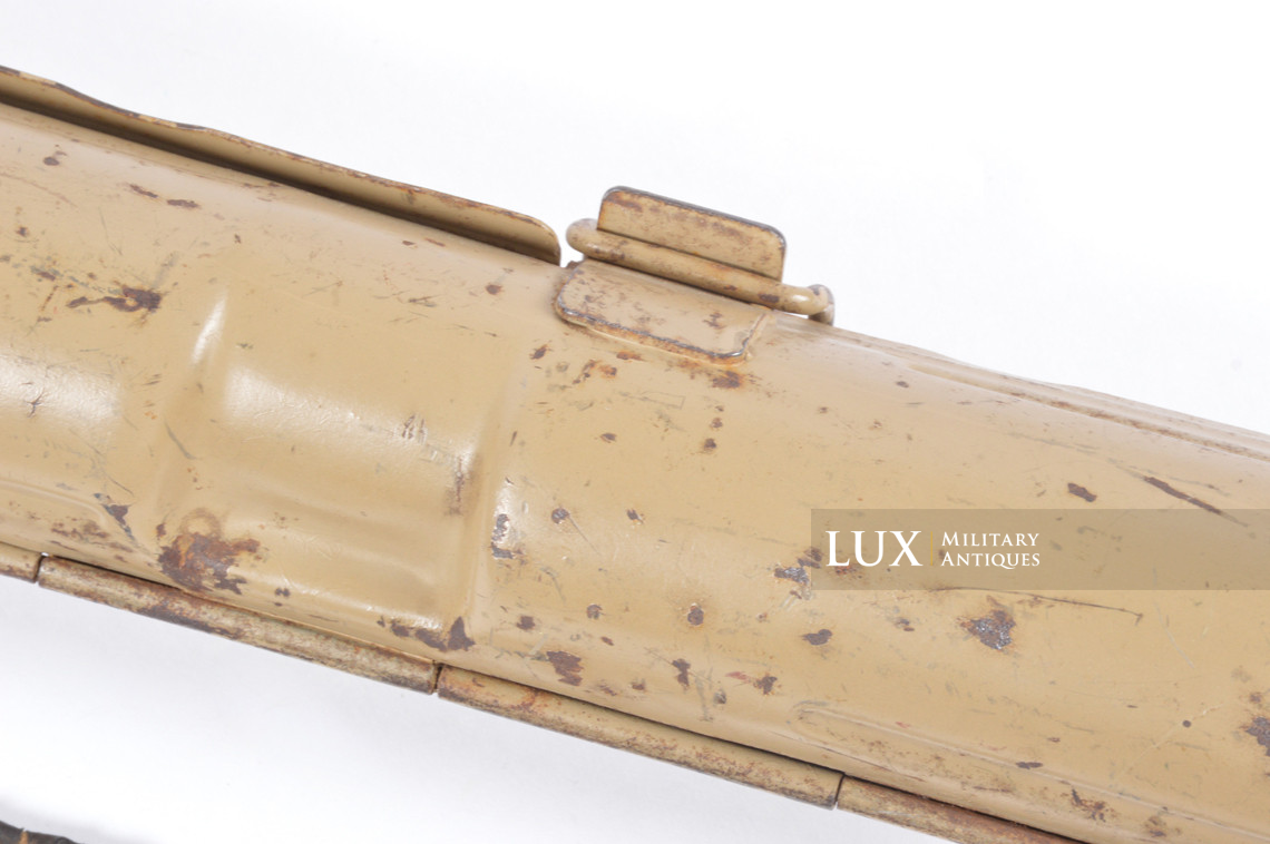 Rare German MG42 spare barrel carrier with carrying strap, « ersatz » - photo 16