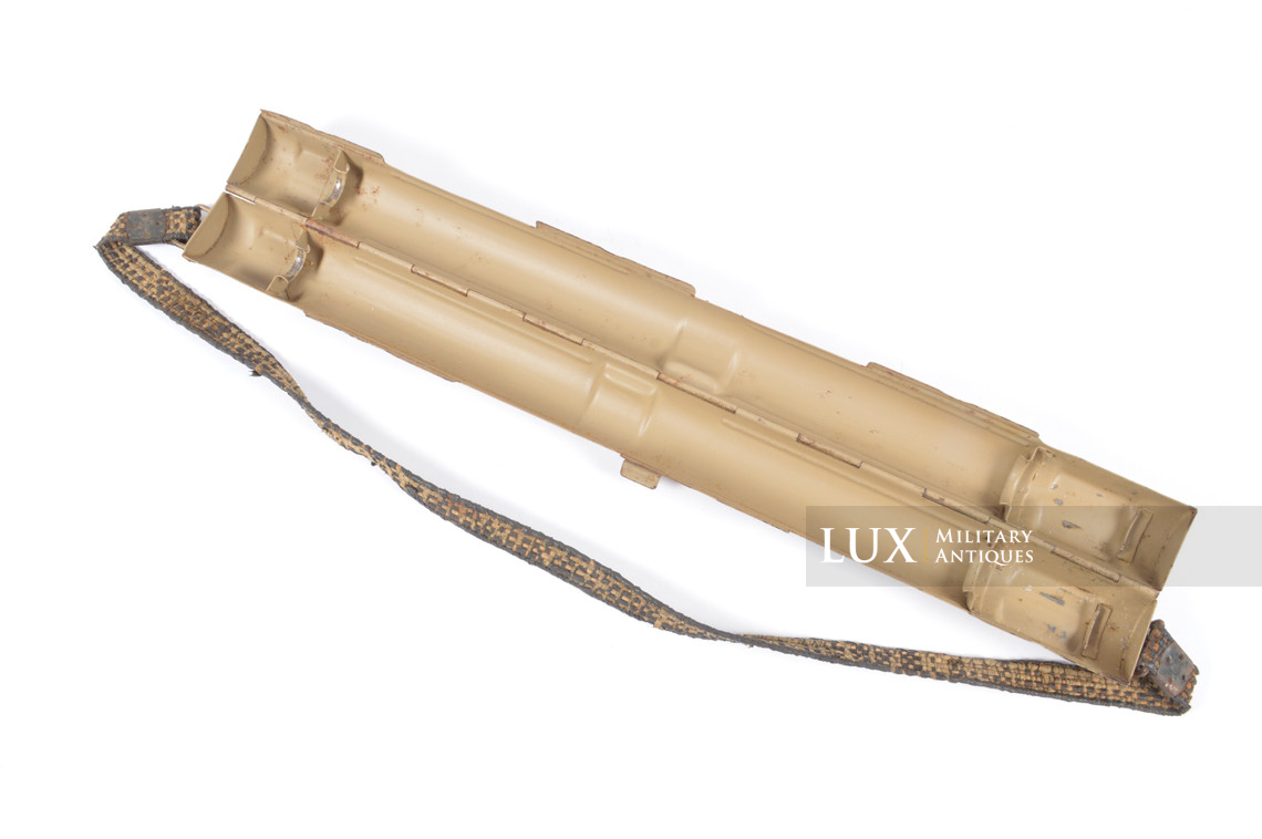 Rare German MG42 spare barrel carrier with carrying strap, « ersatz » - photo 27