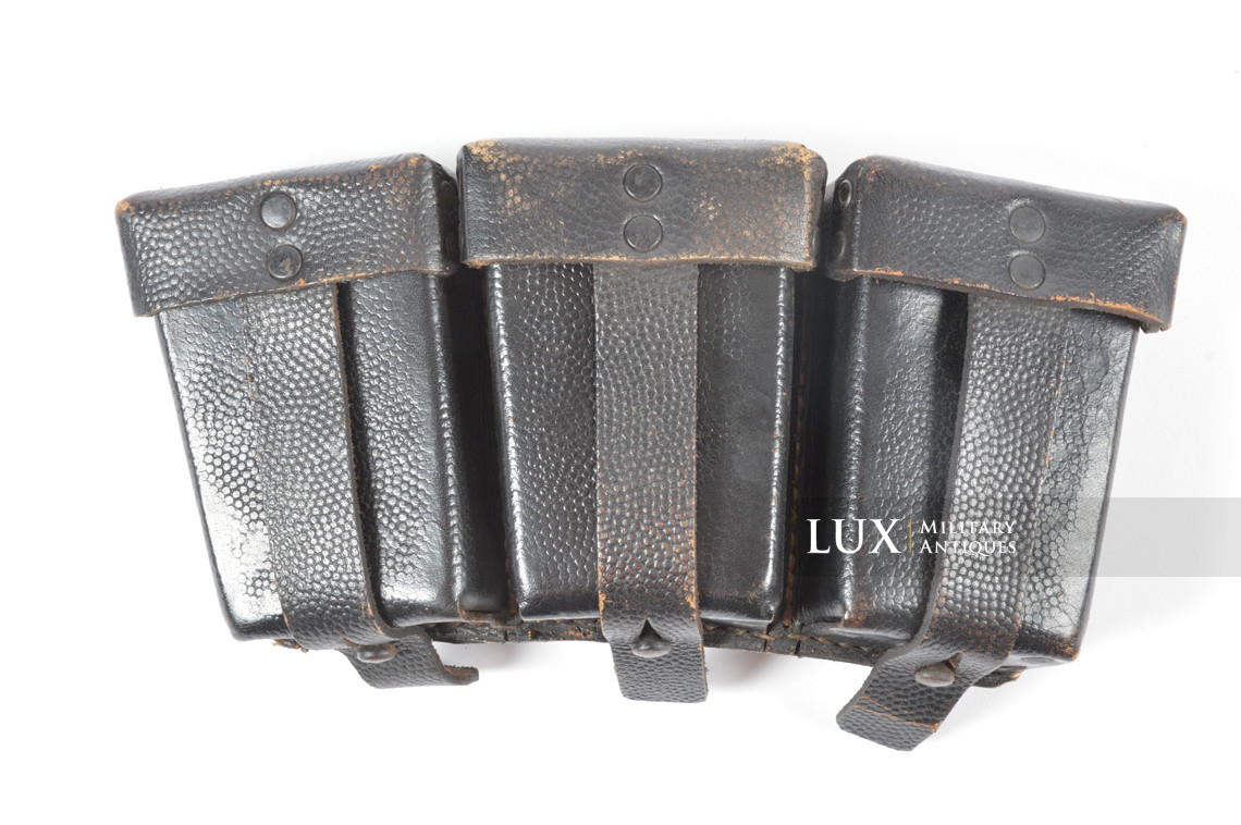 Matching pair of late war k98 ammunition pouches, « RBNr 0/0561/0169 » - photo 8