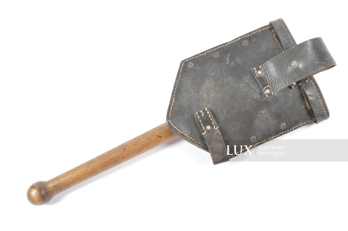 German folding shovel and carrying case, first pattern, « 1940 » - photo 7