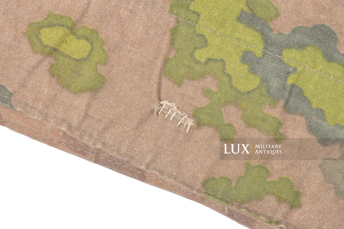 Late-war Waffen-SS Oakleaf A camouflage shelter quarter / poncho, « unissued » - photo 19