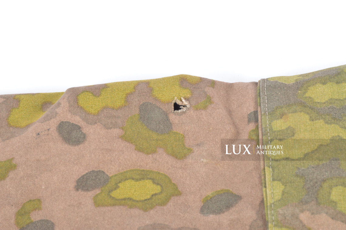 Late-war Waffen-SS Oakleaf A camouflage shelter quarter / poncho, « unissued » - photo 20