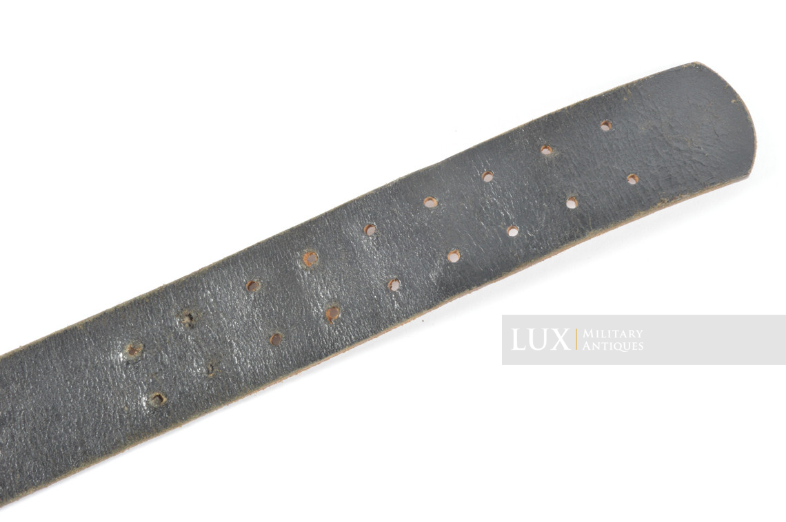 Cuir de ceinturon fin de guerre, état neuf, « RB-Nr 0/0462/0010 » - photo 9