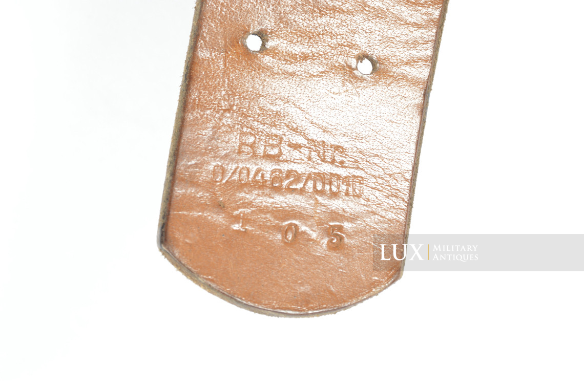 Cuir de ceinturon fin de guerre, état neuf, « RB-Nr 0/0462/0010 » - photo 12
