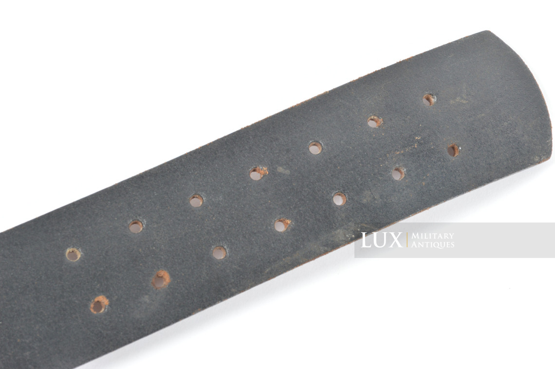 Cuir de ceinturon fin de guerre, état neuf, « RBNr 0/0365/0012 » - photo 11