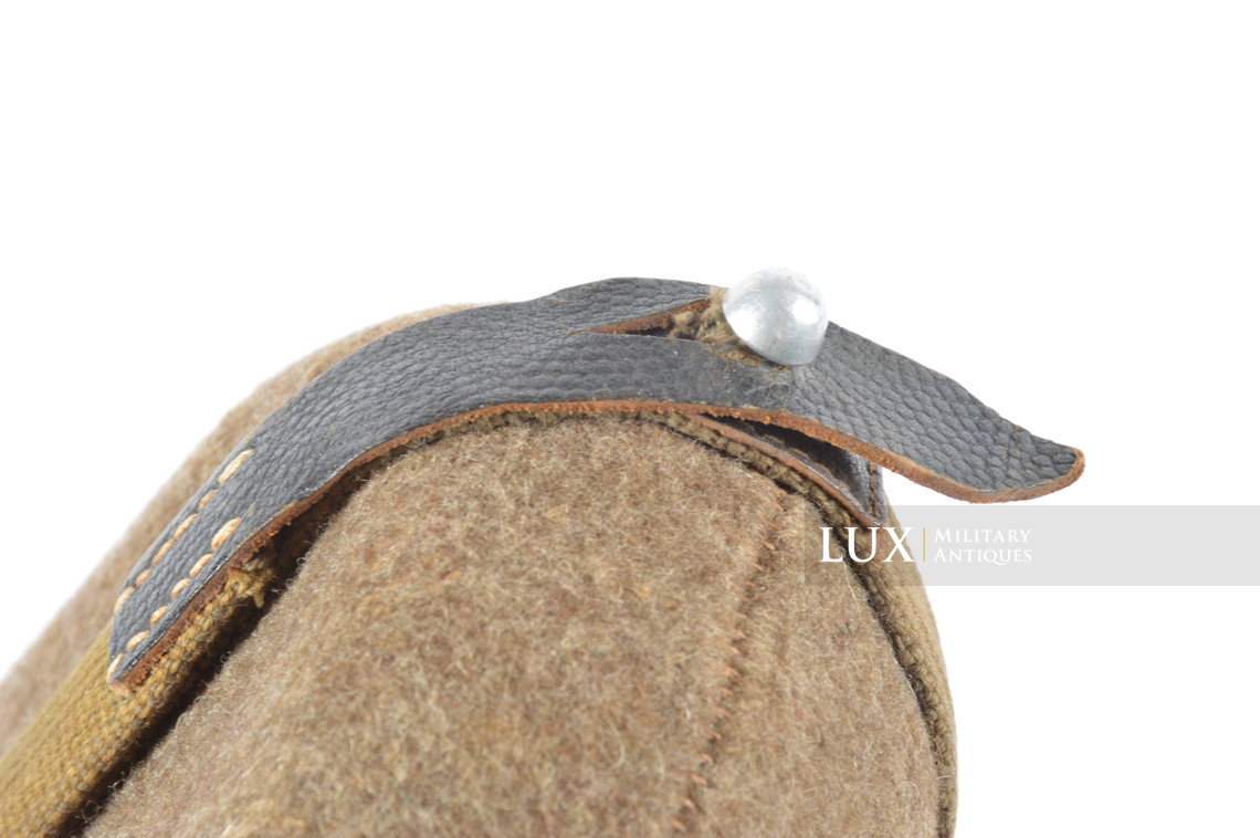 Rare gourde allemande milieu de guerre avec gobelet orange, « MN42 » - photo 10