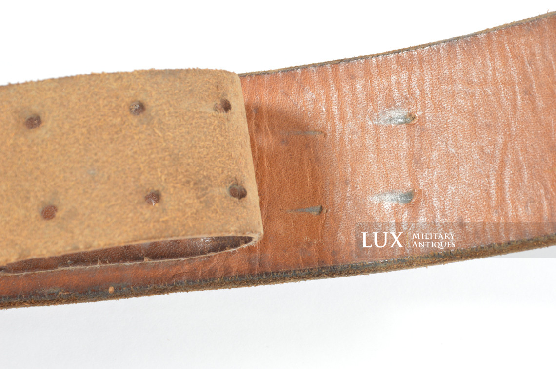 Rare cuir de ceinturon Waffen-SS fin de guerre, « SS 1325/43 RZM » - photo 16