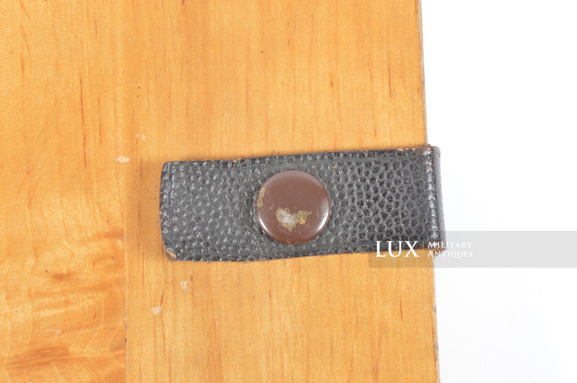Porte carte pliant en bois pour officier allemand - photo 8