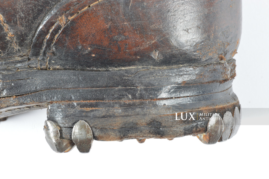 Paire de brodequins allemands des troupes de montagne, « RBNr » - photo 16