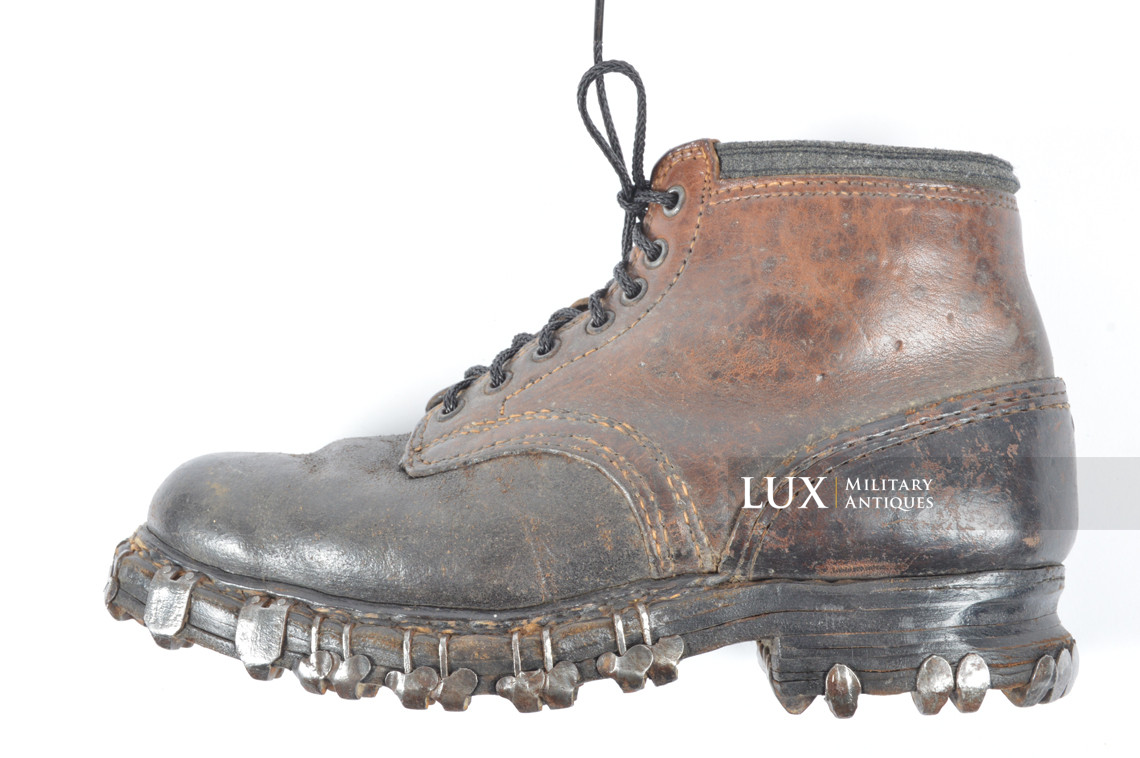 Paire de brodequins allemands des troupes de montagne, « RBNr » - photo 21