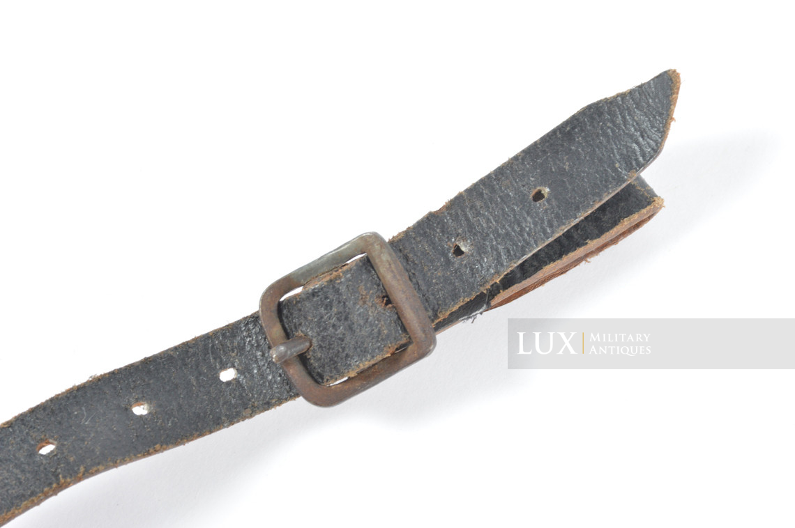 Jugulaire de casque allemand, « C. BUDISCHOWSKY 1942 » - photo 7