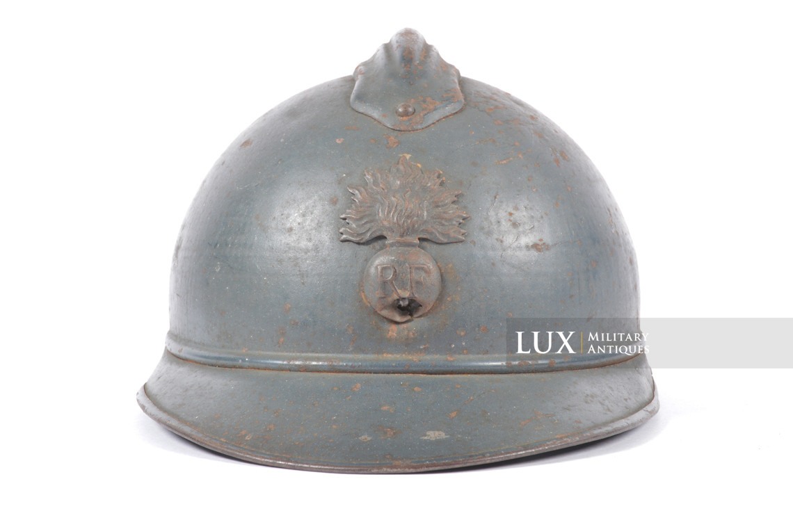 Casque français Adrian M1915 infanterie, nominatif, « impacté » - photo 7